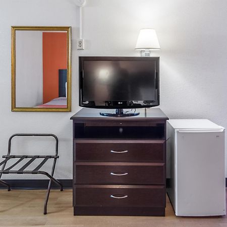 Motel 6-Groton, Ct - Casinos Nearby Екстериор снимка